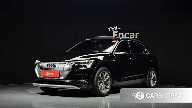 Audi e-Tron 2020 Черный из Кореи