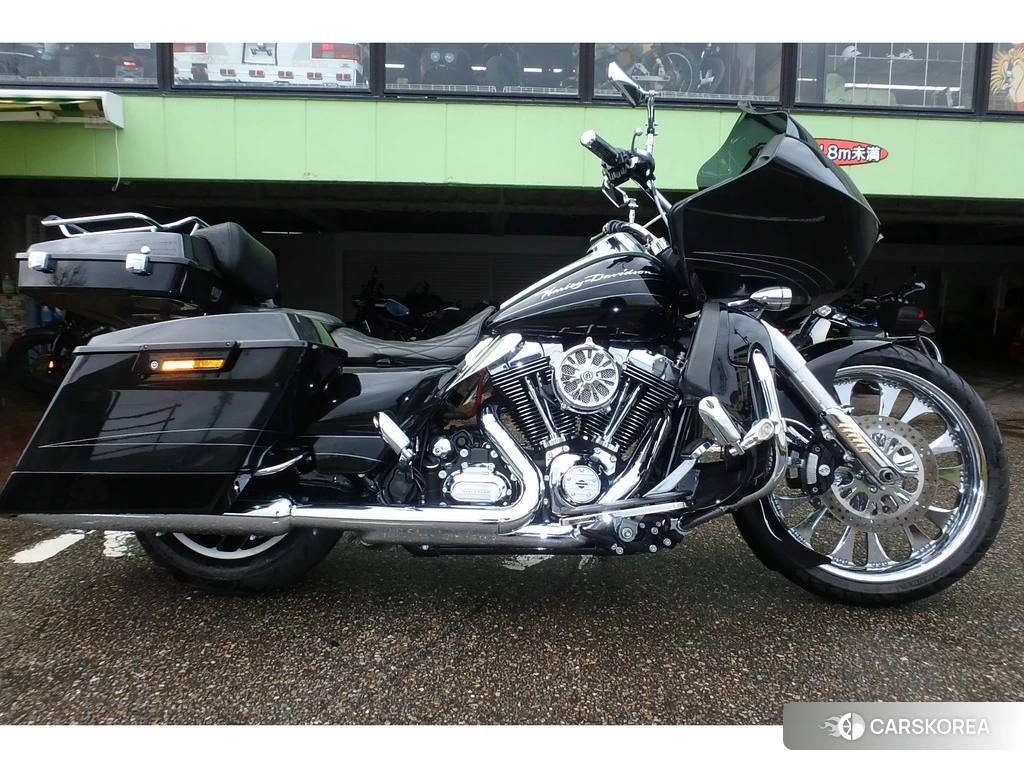 Проданный Harley-Davidson Road Glide FLTRX1690 2013 из Японии