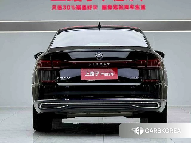 Volkswagen Passat 2022 Черный из Китая