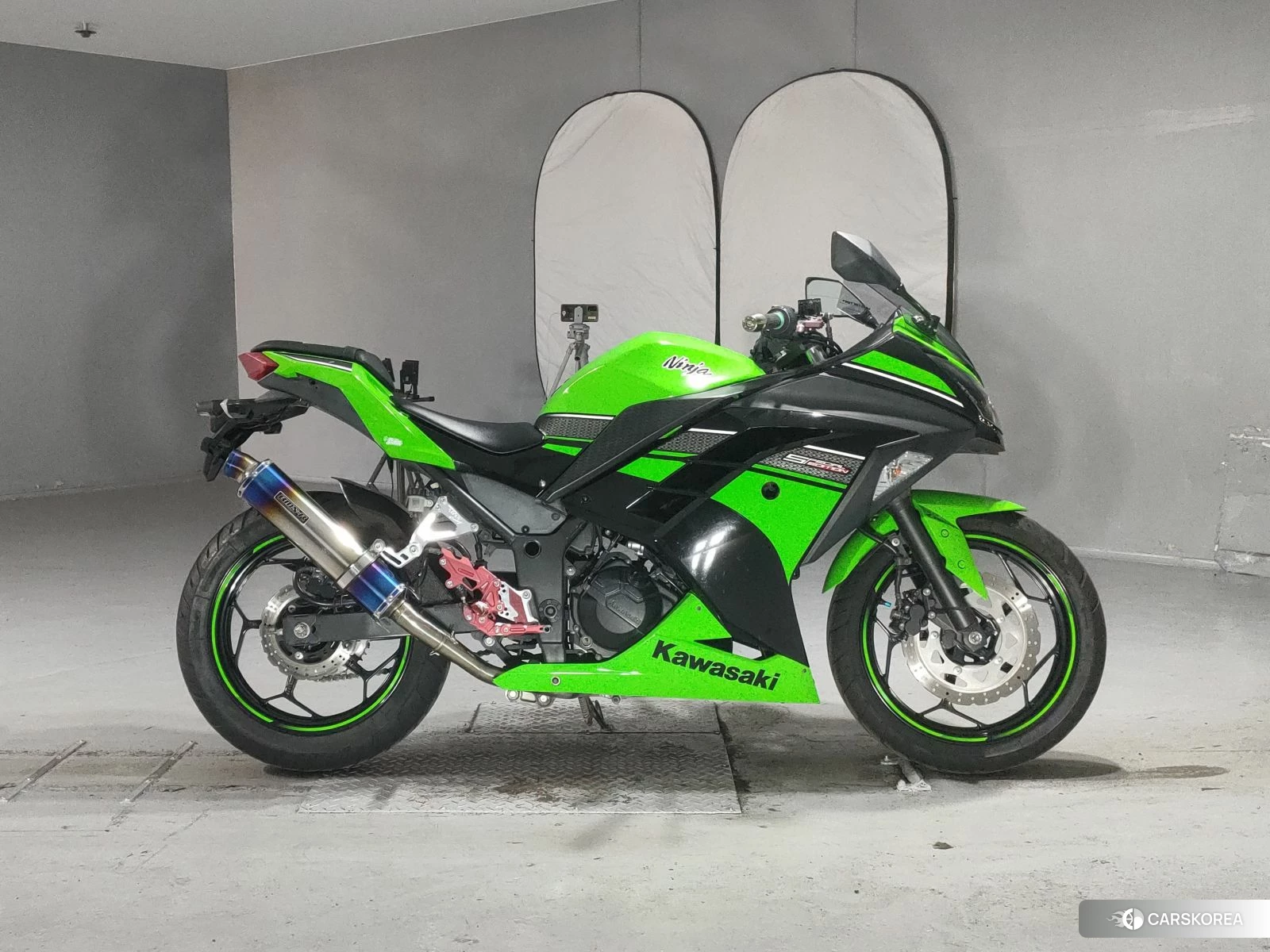Проданный Kawasaki NINJA 250 2013 из Японии