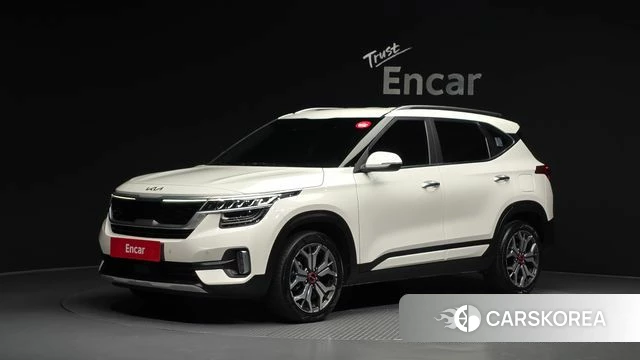 Kia Seltos 2022 Белый из Кореи