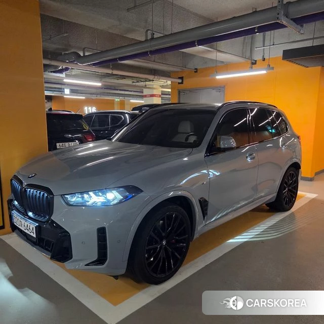 BMW X5 (G05) 2026 Серебристо-серый из Кореи