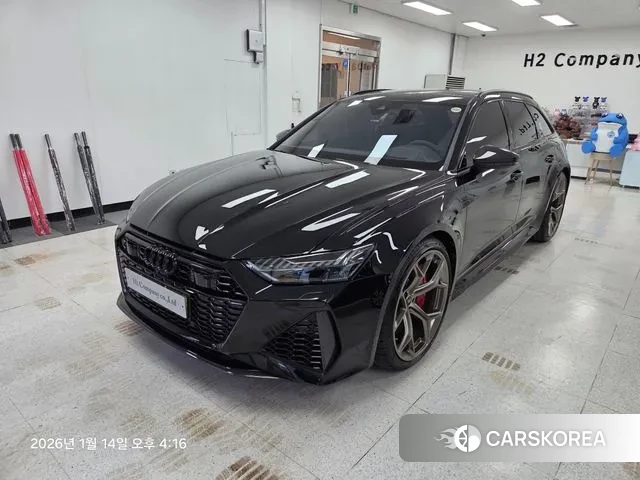 Audi RS6 (C8) 2025 Черный из Кореи