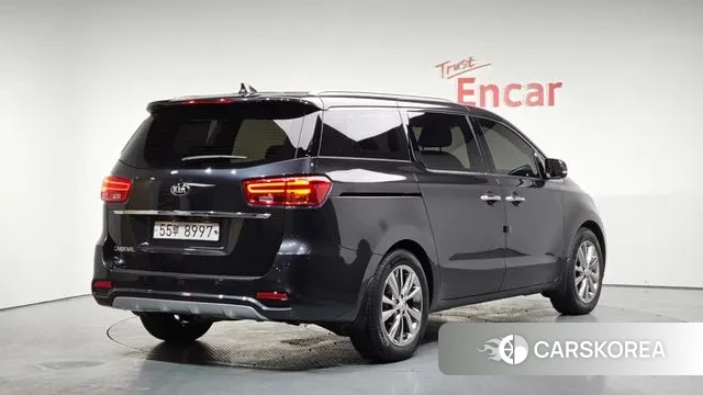 Kia The New Carnival 2019 Черный из Кореи