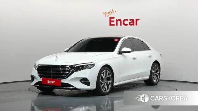 Mercedes-Benz E-Class W214 2024 Белый из Кореи