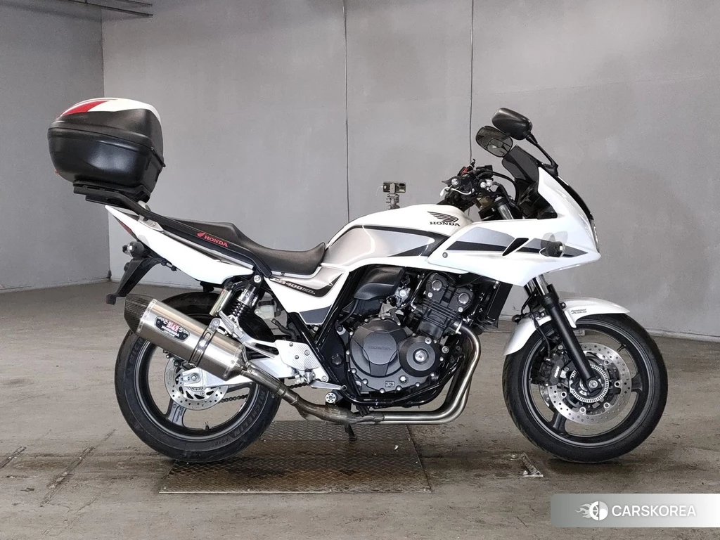 Проданный Honda CB400SF BOLDOR 2010 из Японии