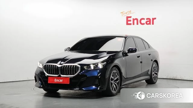 BMW 5 Series (G60) 2024 Черный из Кореи