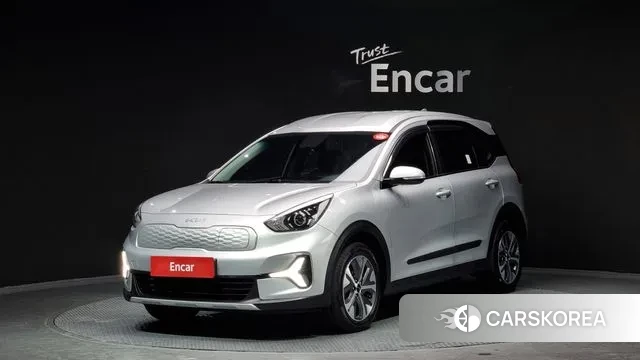 Kia Niro Plus 2022 Серебристо-серый из Кореи
