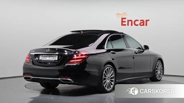 Mercedes-Benz S-Class W222 2018 Черный из Кореи