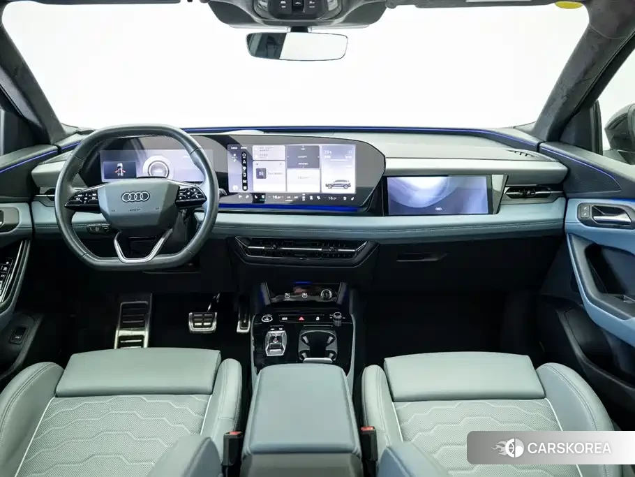 Audi Q6L e-tron 2025 Silver/gray из Китая