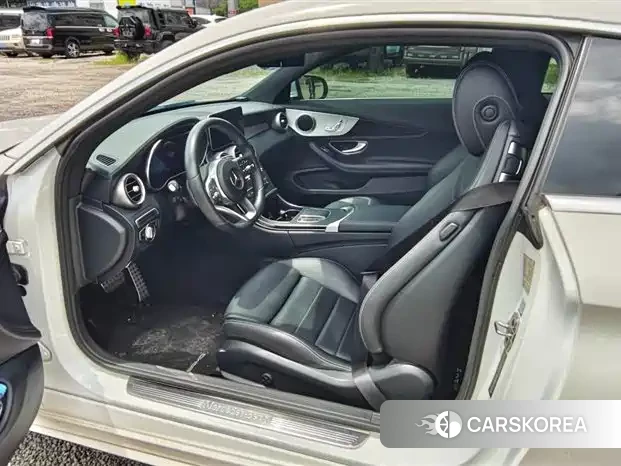 Mercedes-Benz C-class (imported) 2019 Белый из Китая
