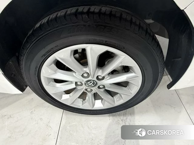 Toyota Corolla 2022 Белый из Китая
