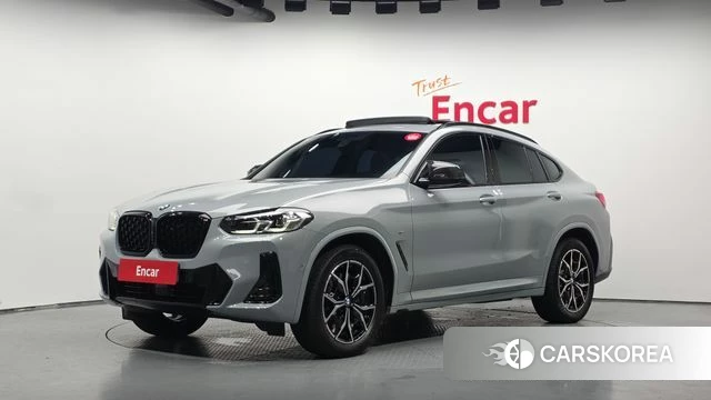 BMW X4 (G02) 2023 Светло-серебряный цвет из Кореи