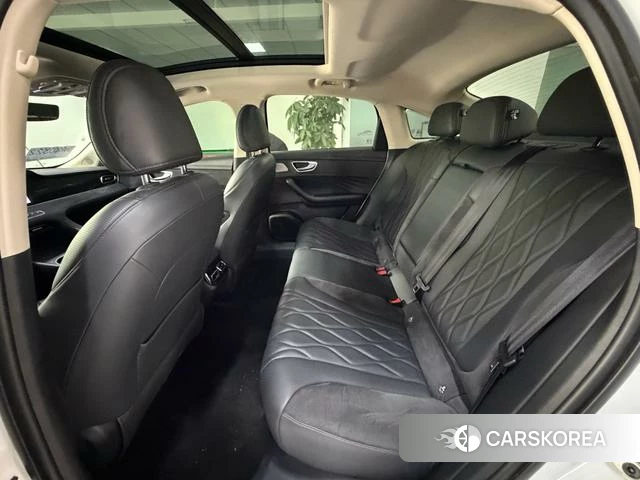Roewe D7 EV 2023 Белый из Китая