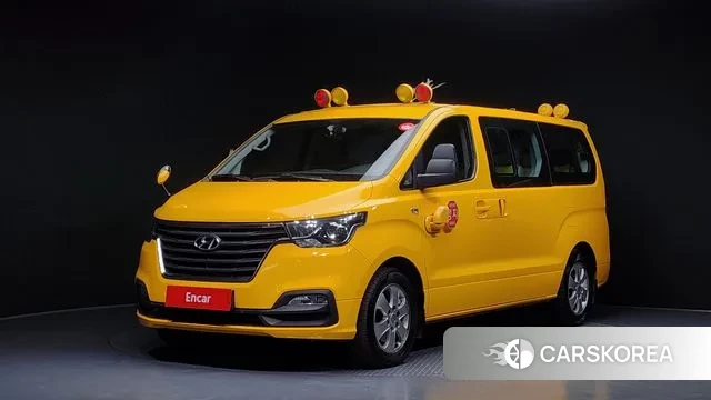 Hyundai The New Grand Starex 2019 Желтый из Кореи