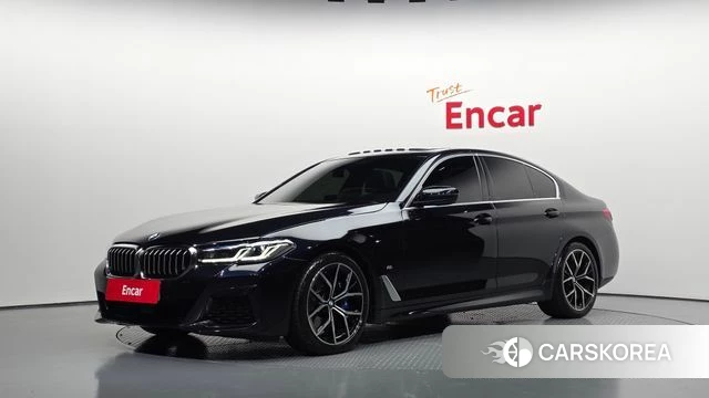 BMW 5 Series (G30) 2023 Черный из Кореи