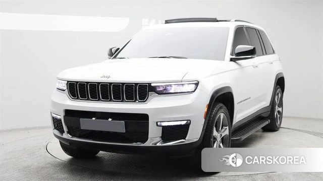 Jeep Grand Cherokee 2023 Белый из Кореи