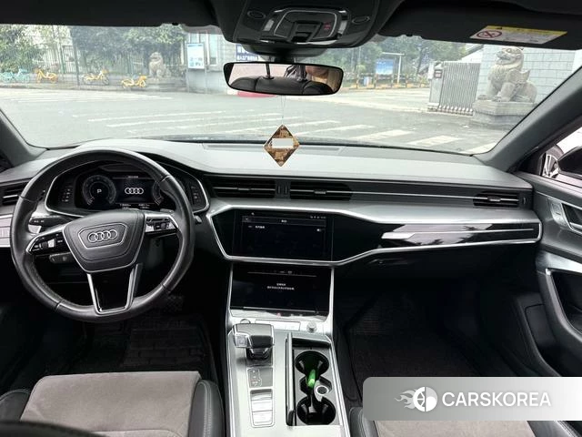 Audi A6L 2023 Черный из Китая