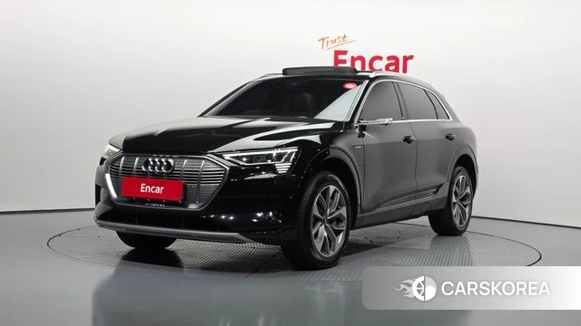 Audi e-Tron 2020 Черный из Кореи