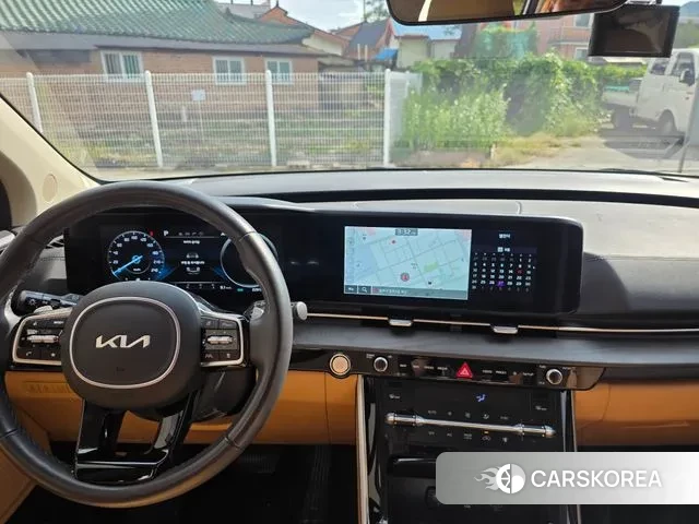 Kia Carnival 4th generation 2023 Белый из Кореи