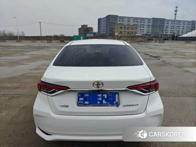 Toyota Corolla 2022 Белый из Китая