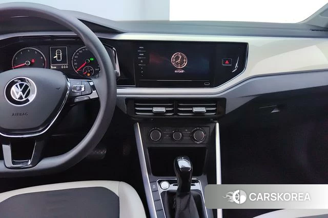 Volkswagen Polo 2022 Белый из Китая