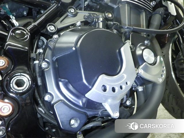Engine photo