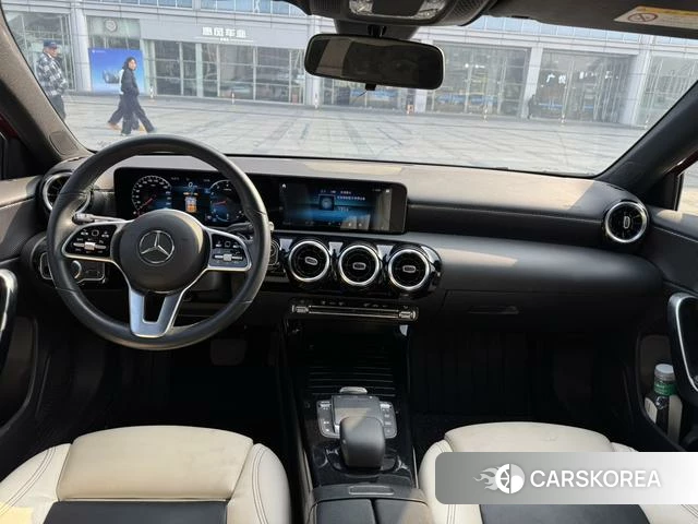 Mercedes-Benz Class A (imported) 2021 Красный из Китая