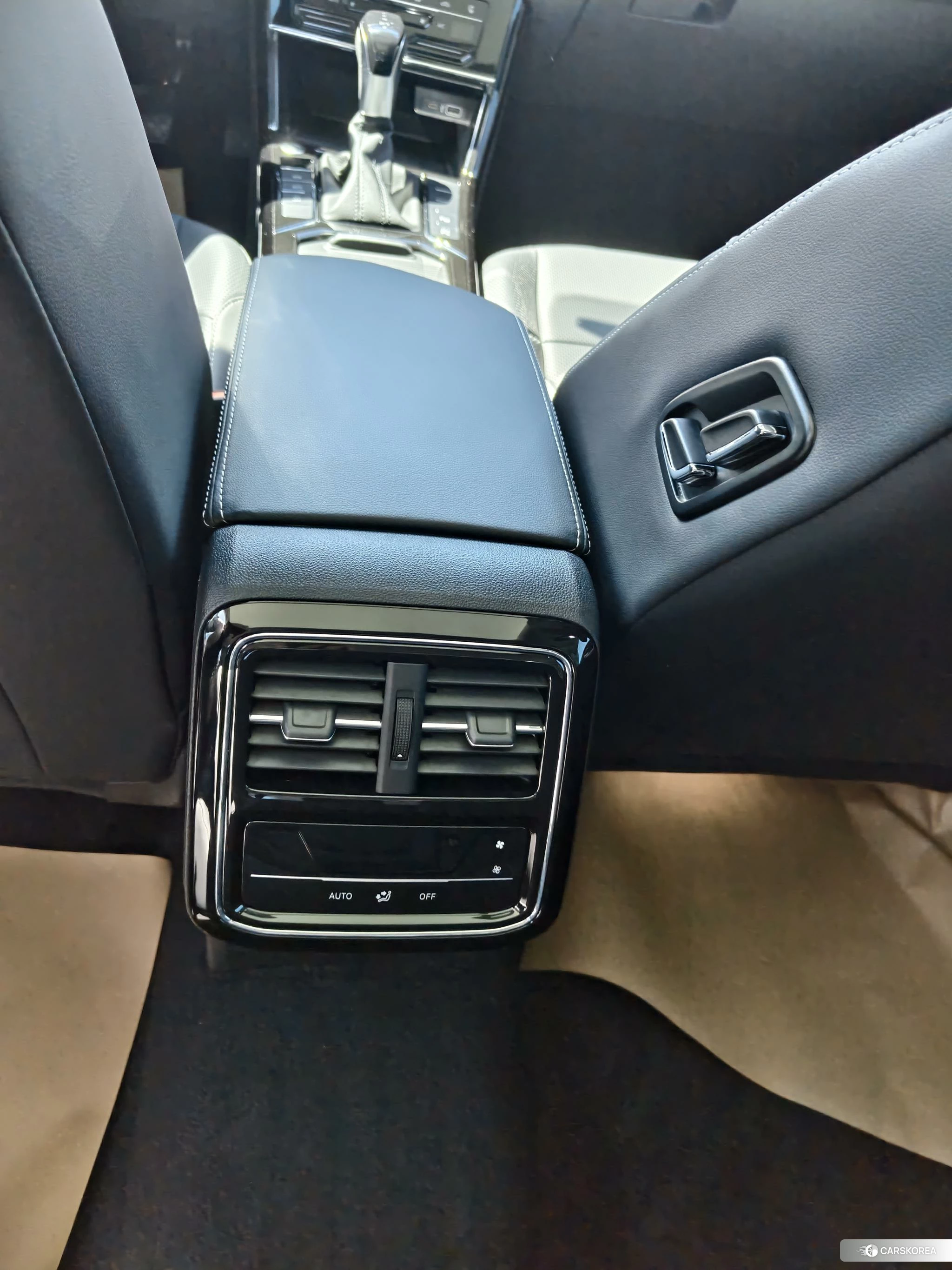 Volkswagen Passat 2024 Черный из Китая