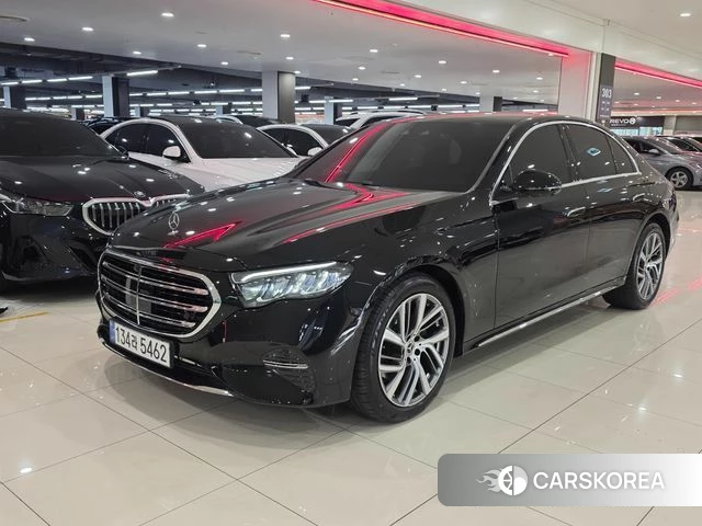 Mercedes-Benz E-Class W214 2025 Черный из Кореи