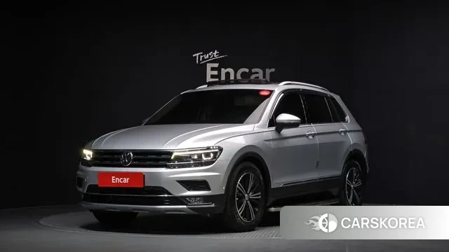 Volkswagen Tiguan second Generation 2020 Серебристо-серый из Кореи