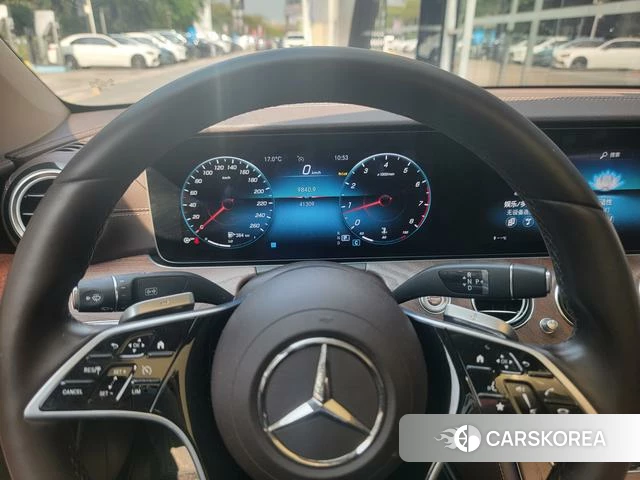 Mercedes-Benz E-class 2023 Черный из Китая