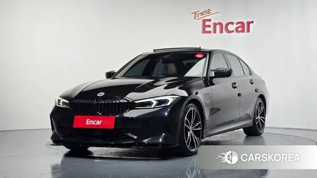 BMW 3 Series (G20) 2023 Черный из Кореи