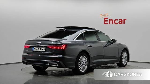 Audi A6 (C8) 2021 Серый из Кореи