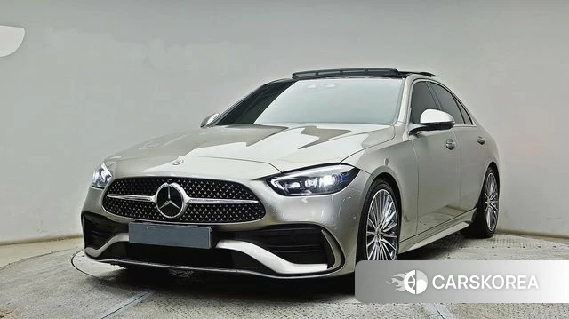 Mercedes-Benz C-Class W206 2023 Песочный из Кореи