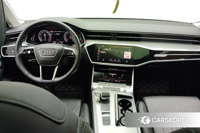 Audi A6L 2021 Черный из Китая