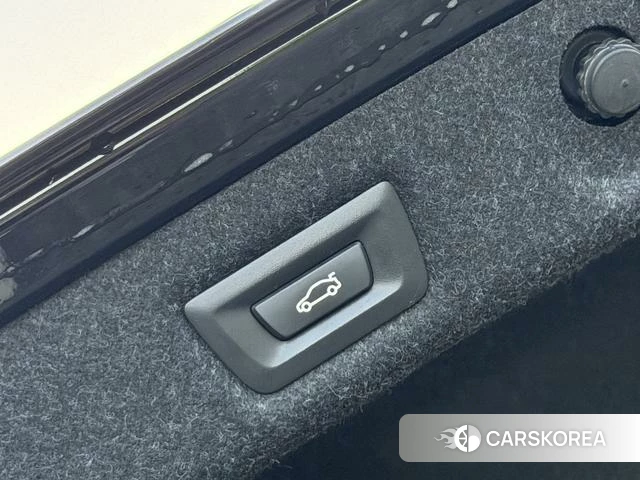BMW 5 series 2021 Черный из Китая