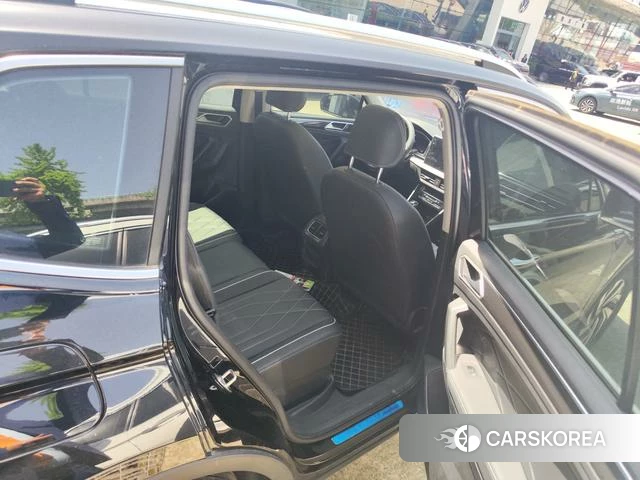 Volkswagen Tiguan L 2024 Черный из Китая