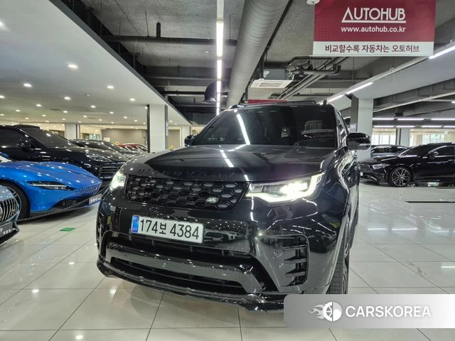 Land Rover Discovery 5 2025 Черный из Кореи