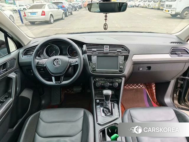 Volkswagen Tiguan L 2018 Коричневый из Китая