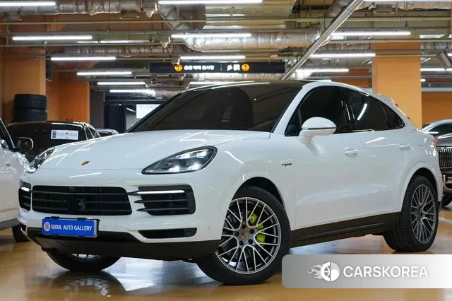 Porsche Cayenne (PO536) 2023 Белый из Кореи