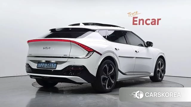 Kia EV6 2023 Белый из Кореи