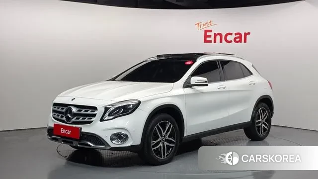 Mercedes-Benz GLA-Class X156 2018 Белый из Кореи