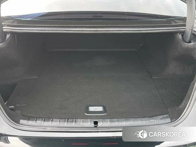 BMW 5 series PHEV 2021 Черный из Китая