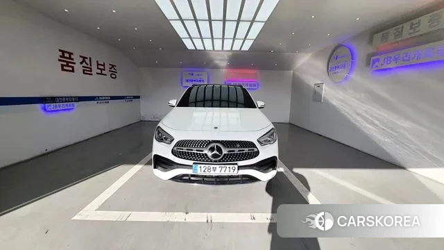 Mercedes-Benz GLA - Class H247 2023 Белый из Кореи