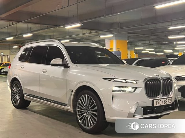 BMW X7 (G07) 2023 Белый из Кореи
