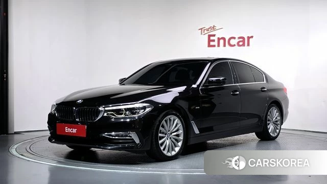 BMW 5 Series (G30) 2018 Черный из Кореи