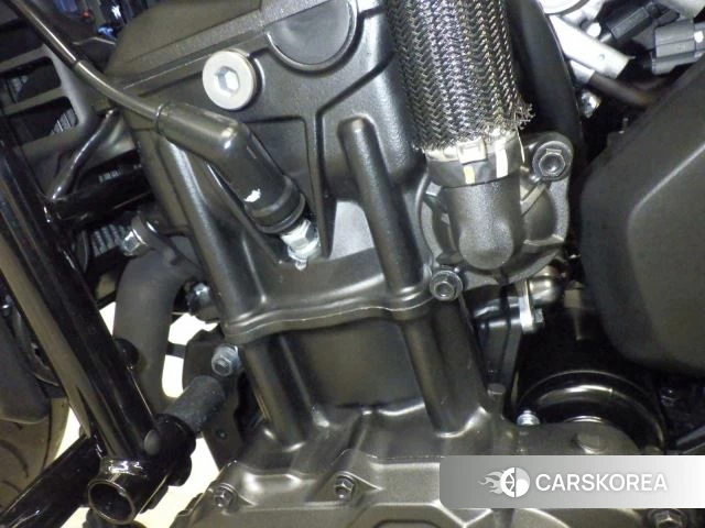 Engine photo