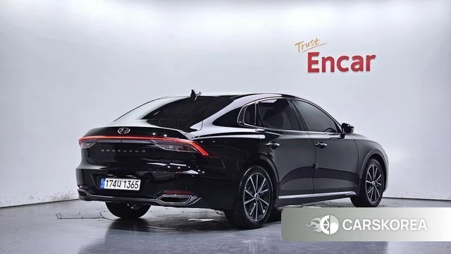 Hyundai The New Grandeur IG 2020 Черный из Кореи