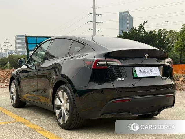 Tesla Model Y 2023 Черный из Китая